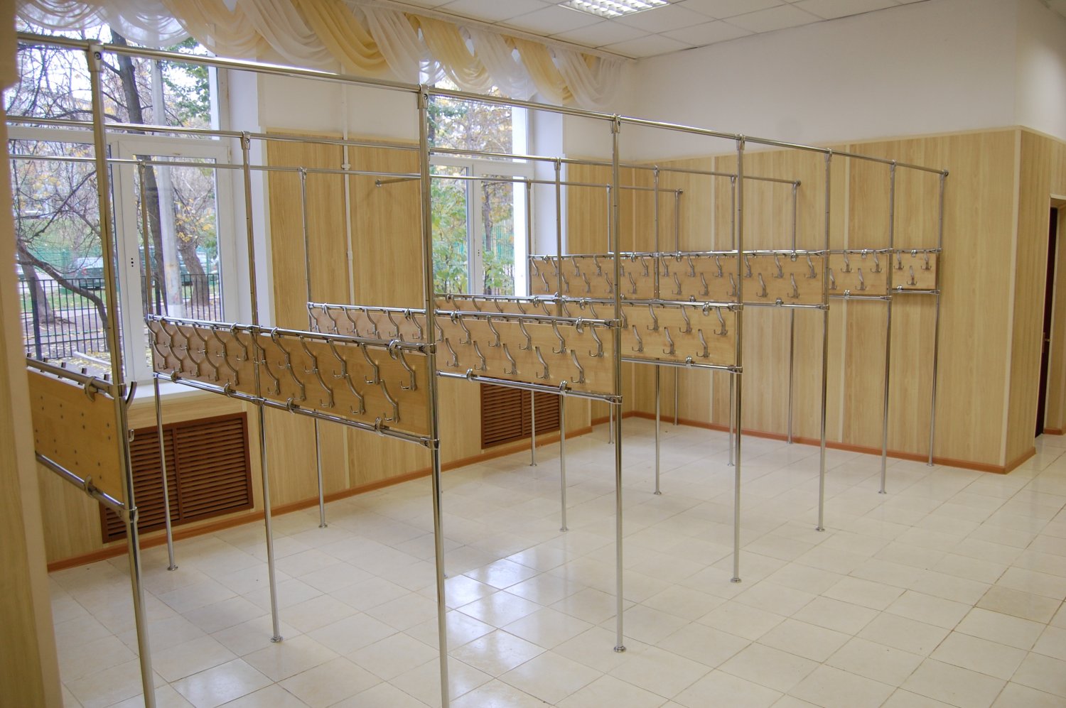 мебель для гардероба в школе