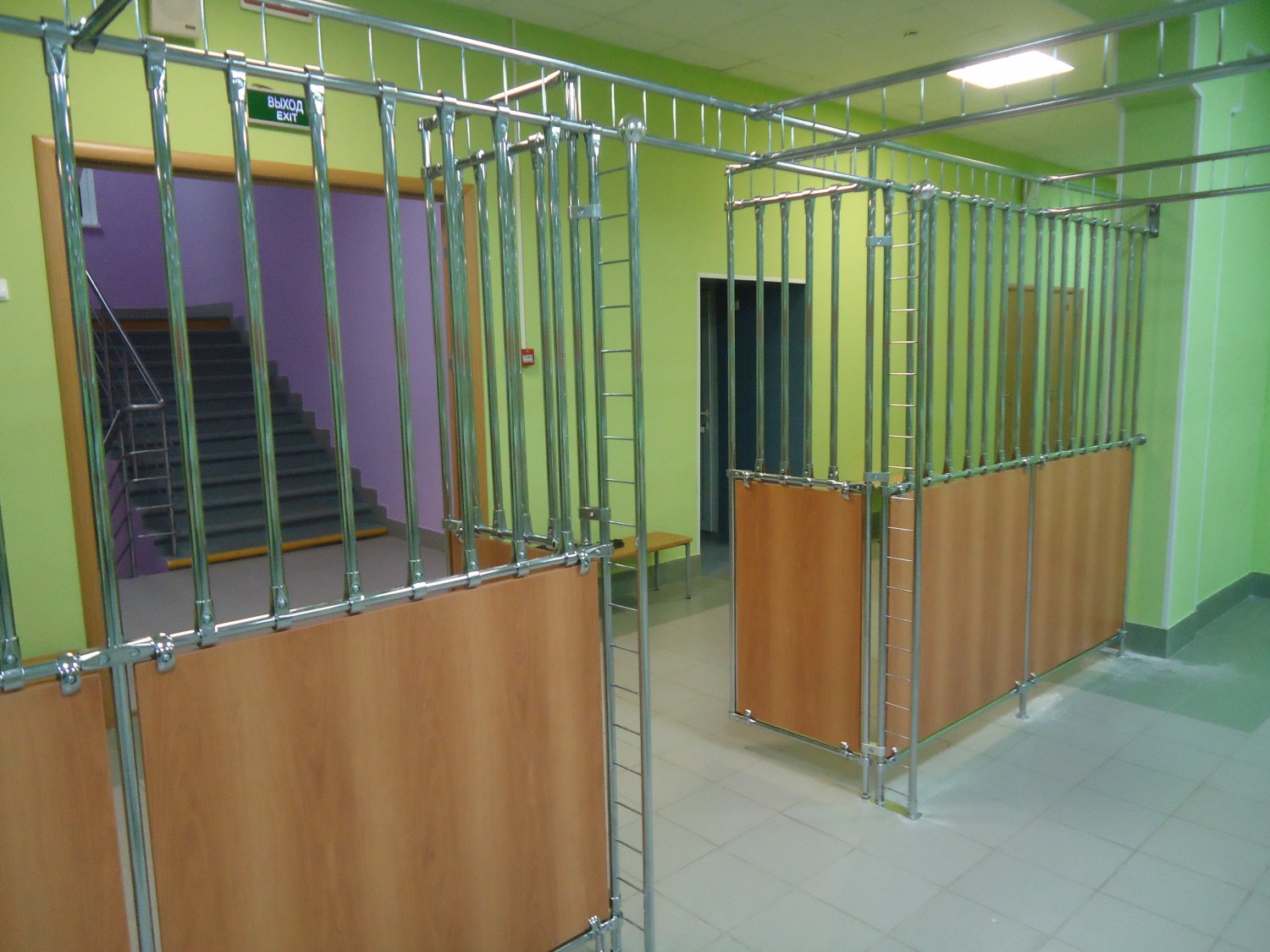 мебель для гардероба в школе